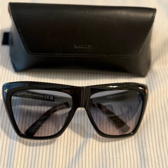Bally Women’s Geometric Sunglasses main image 4